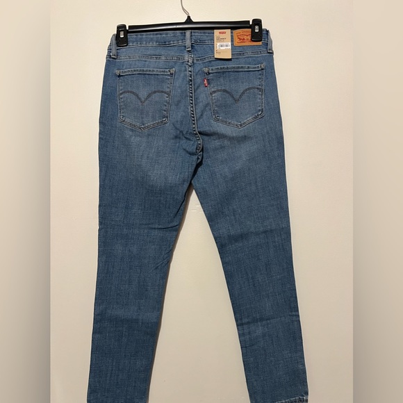 Levis 711 Skinny Jeans - Picture 6 of 6